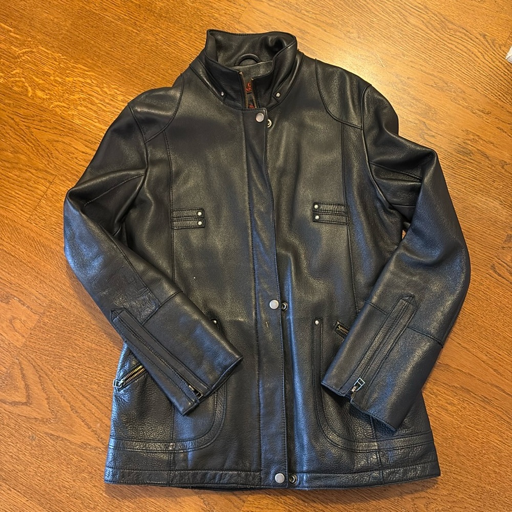 Vintage Black pebble leather insulated Danier biker jacket